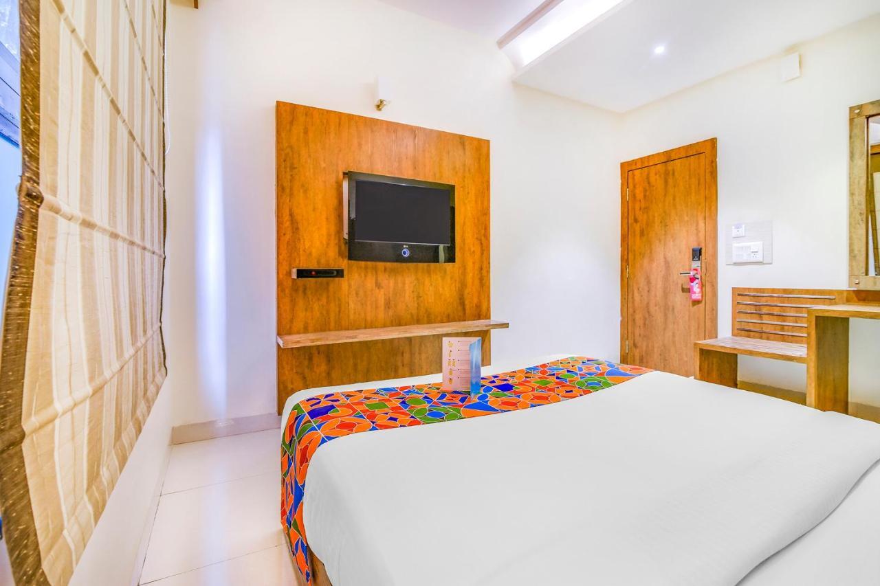 Fabhotel Arastu Nampally Haidarábád Kültér fotó