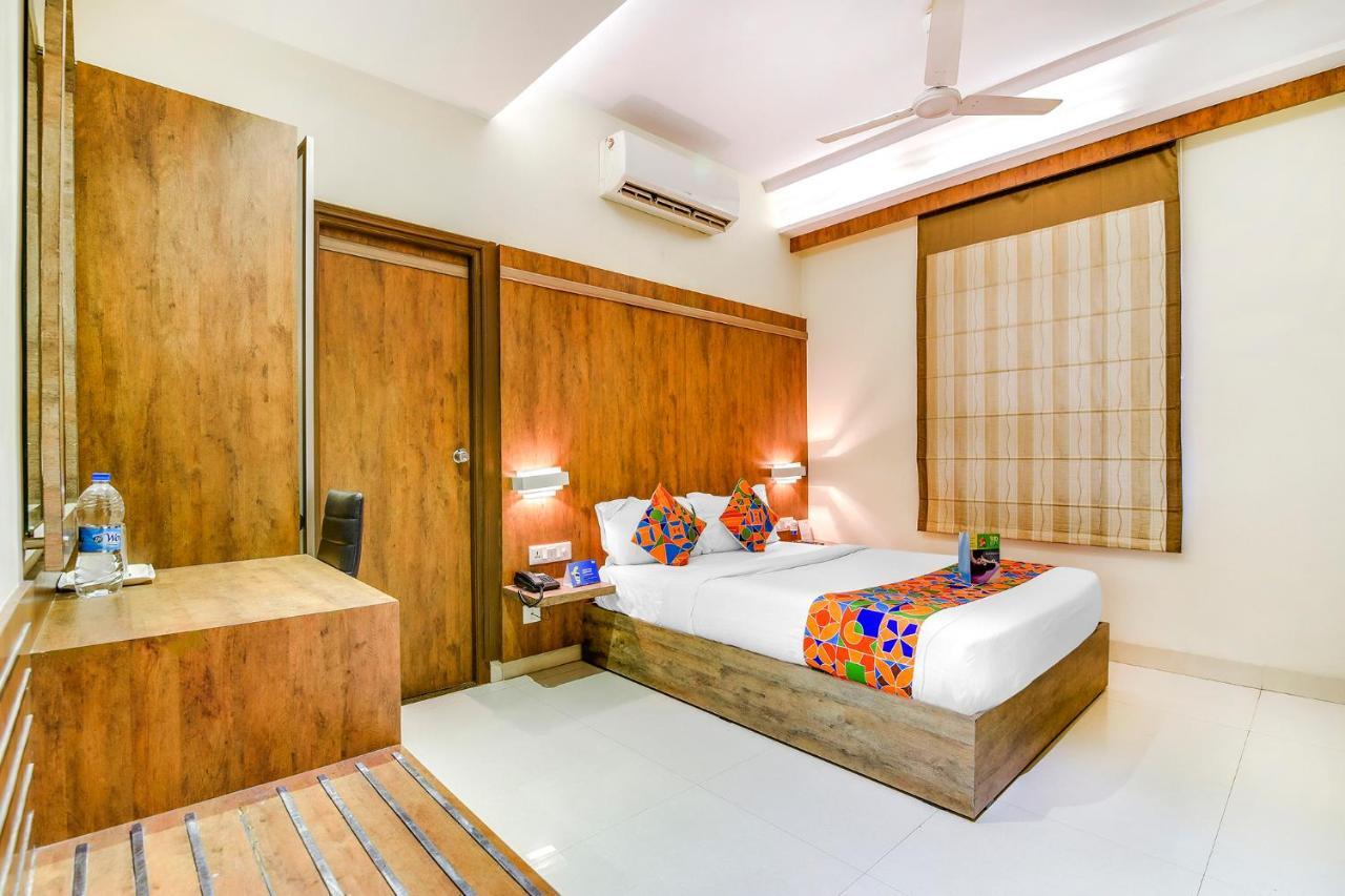 Fabhotel Arastu Nampally Haidarábád Kültér fotó