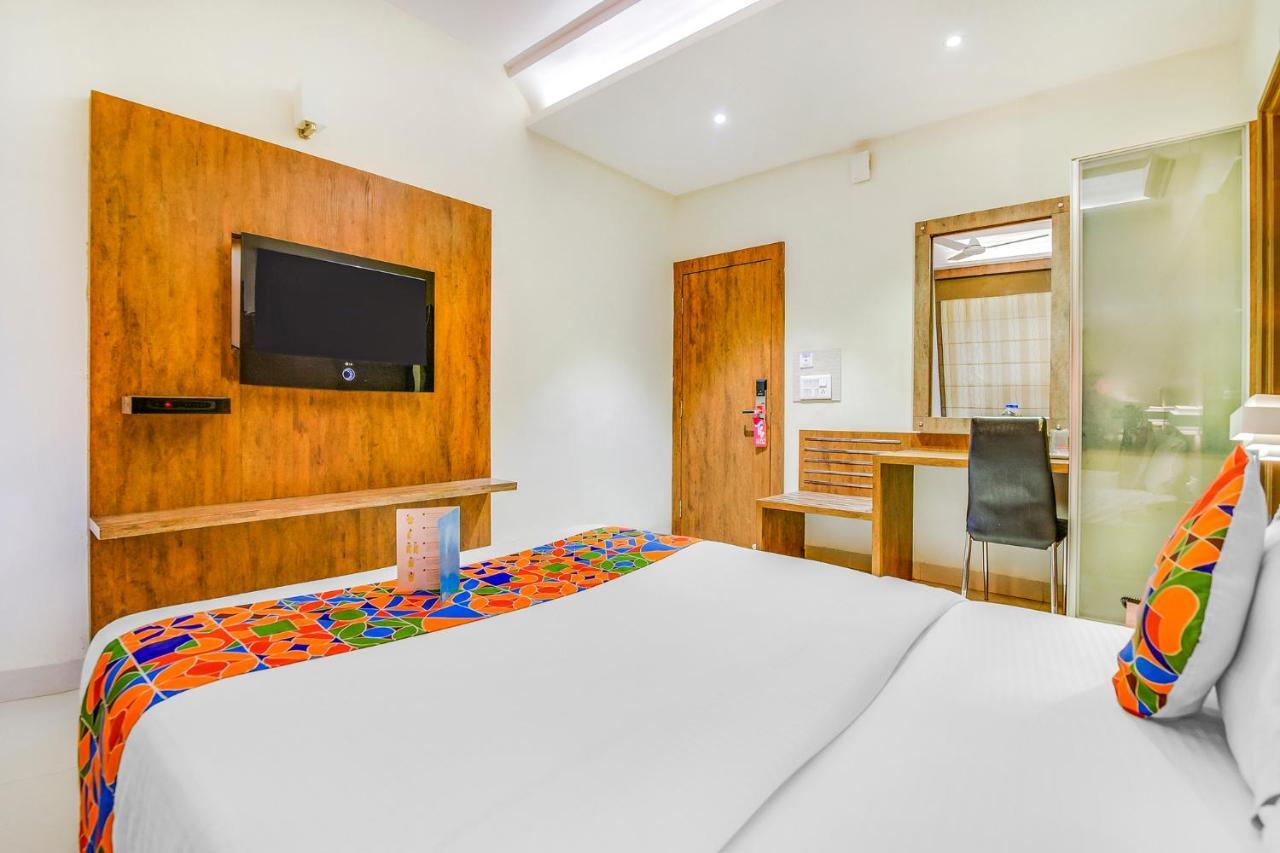 Fabhotel Arastu Nampally Haidarábád Kültér fotó